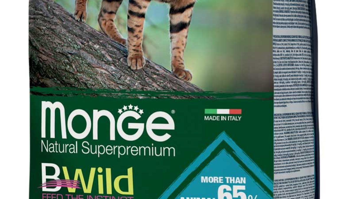 Monge BWild Grain Free Formula Sterilised Cat Tuna with Peas